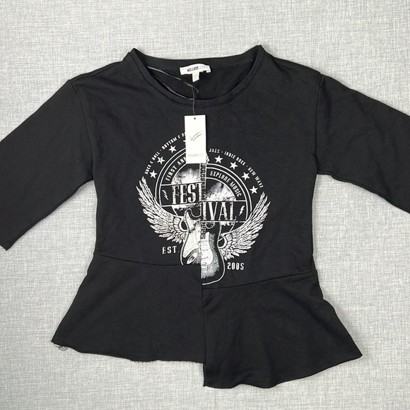 William Rast Black & White Offset Graphic Sweatshirt Tee Juniors Size XS - Picture 2 of 7